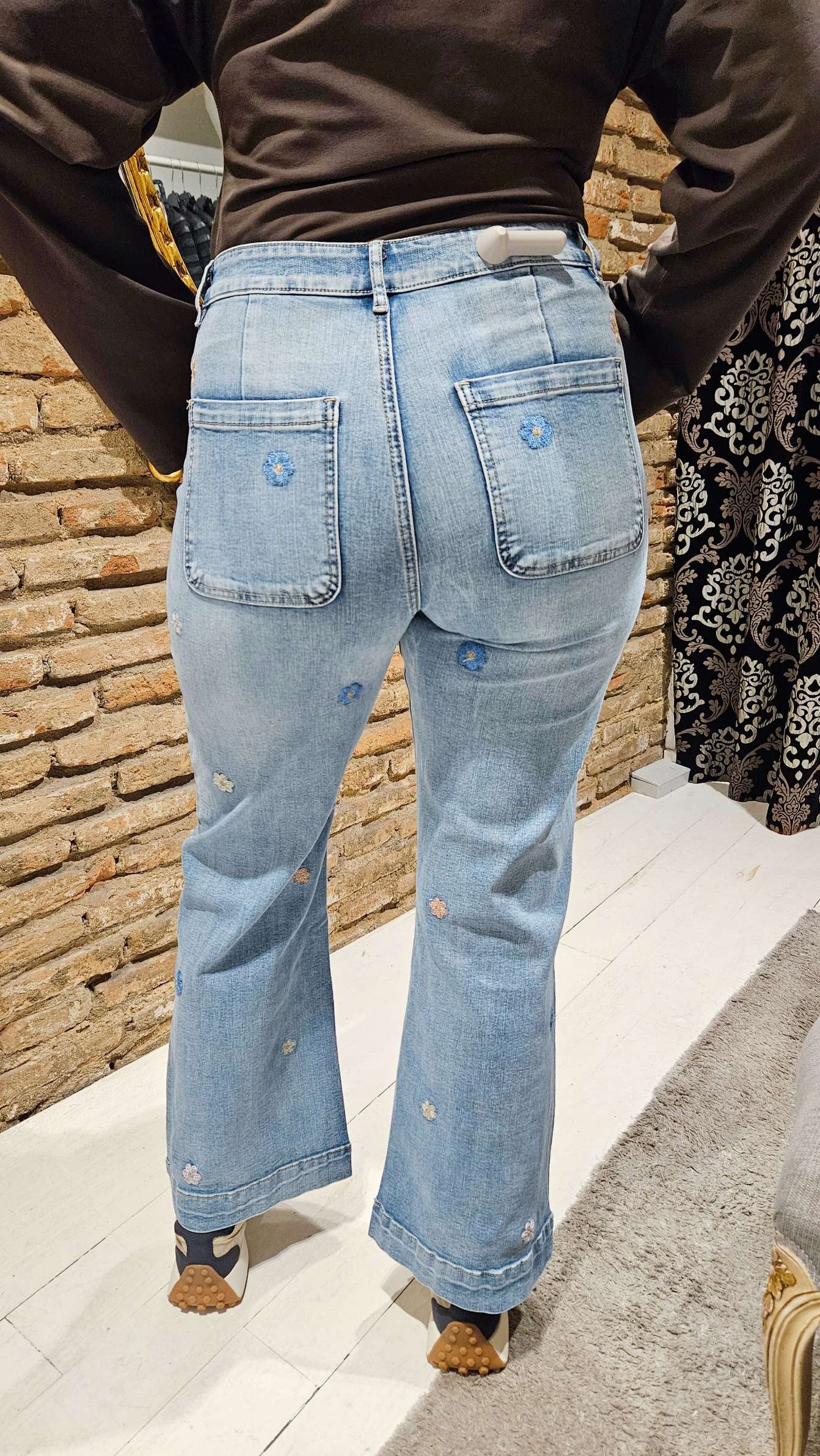 20260204_165205_copy_1342x2383