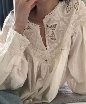 BLUSA ROMANTICA HOMBRO CALADO BLOSS
